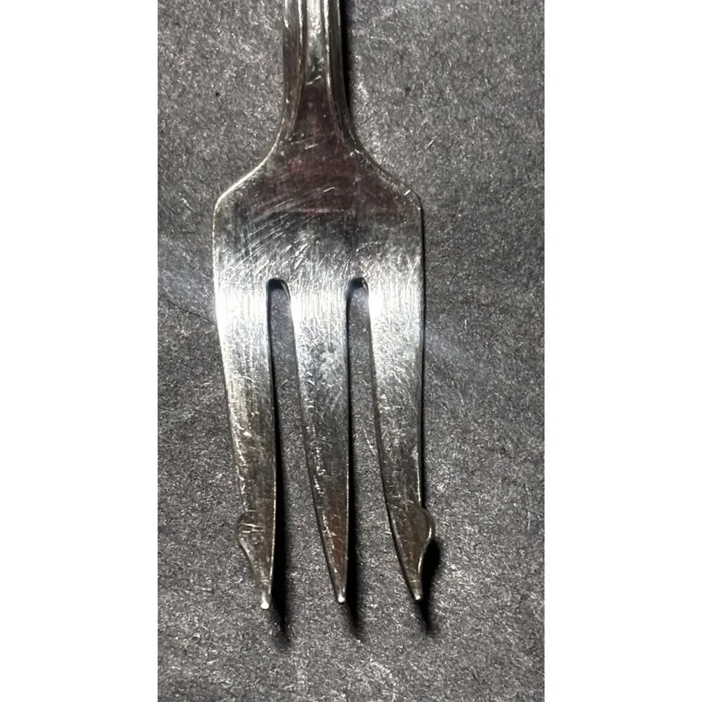 Wm Rogers Lady Doris Silver Plate Pickle Olive Fork Ornate Floral Vintage1930s